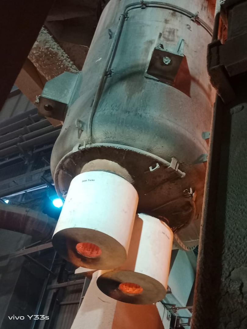 Ladle shroud exchanger installed on ladle